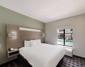 Day use room at Quality Inn & Suites Irving DFW Airport South.