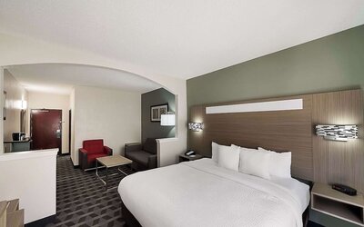 Day use room at Quality Inn & Suites Irving DFW Airport South.