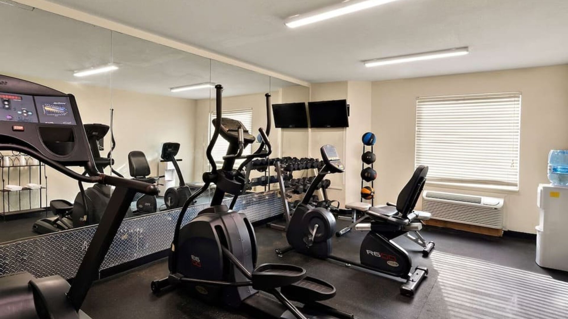 Fitness center at Quality Inn Memphis Northeast Near I-40.