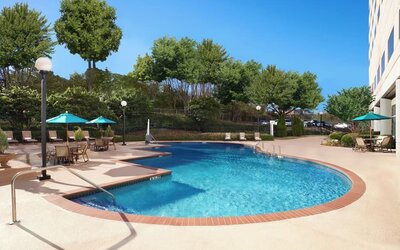 Outdoor pool at Hilton Atlanta Airport.