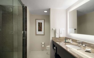 Guest bathroom at Hilton Atlanta Airport.