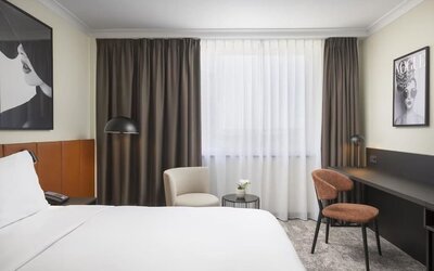 Day use room at Hilton Dusseldorf.