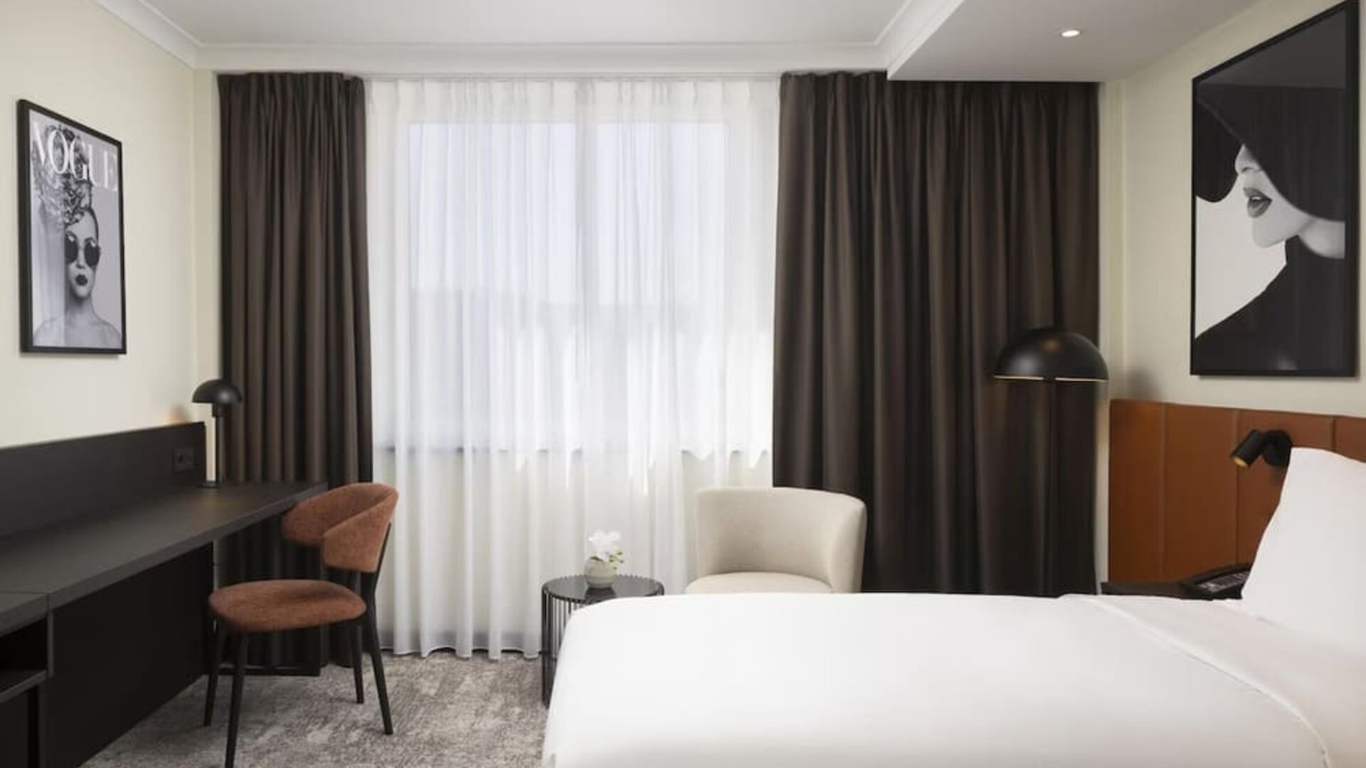 Day use room at Hilton Dusseldorf.