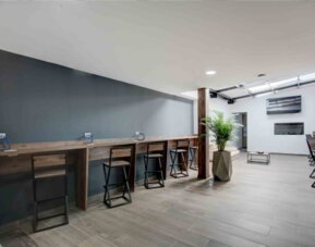 XLiving Host & Rooms