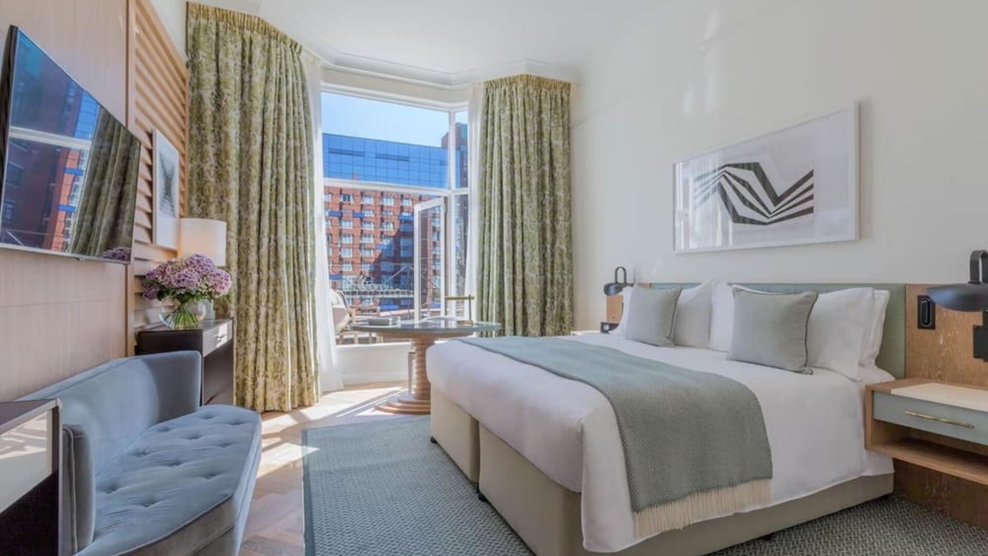 Day use room at Conrad Dublin.