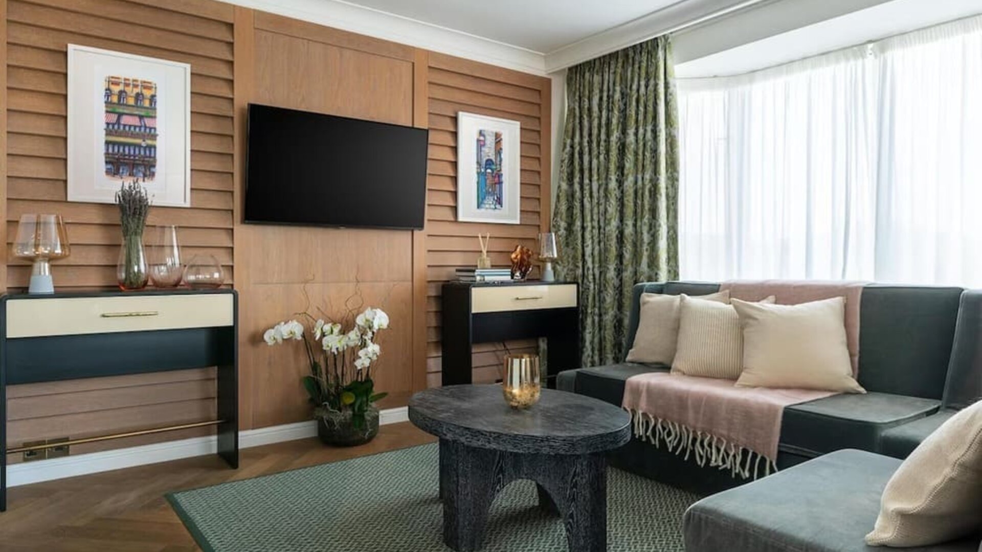 Lounge area at Conrad Dublin.