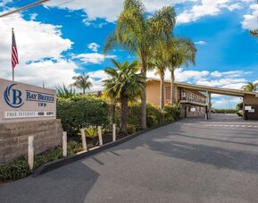 Hotel exterior at Bay Breeze Inn.