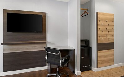 Day use room at Bay Breeze Inn.