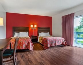 Day use room at Econo Lodge Lee - Great Barrington.