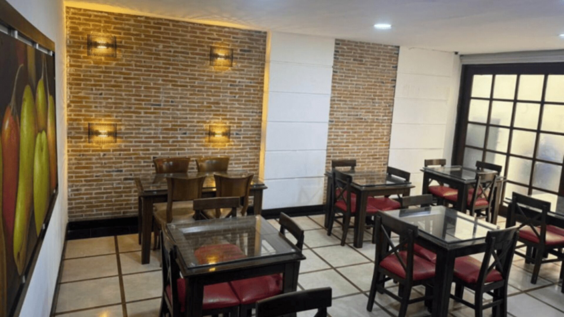 Tower - Embajada Americana