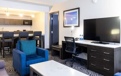 Lounge area at DoubleTree By Hilton Calgary North.