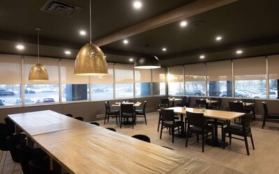 Dining room at DoubleTree By Hilton Calgary North.