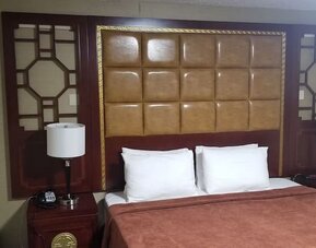 Day use room at Baymont By Wyndham Montreal Airport.