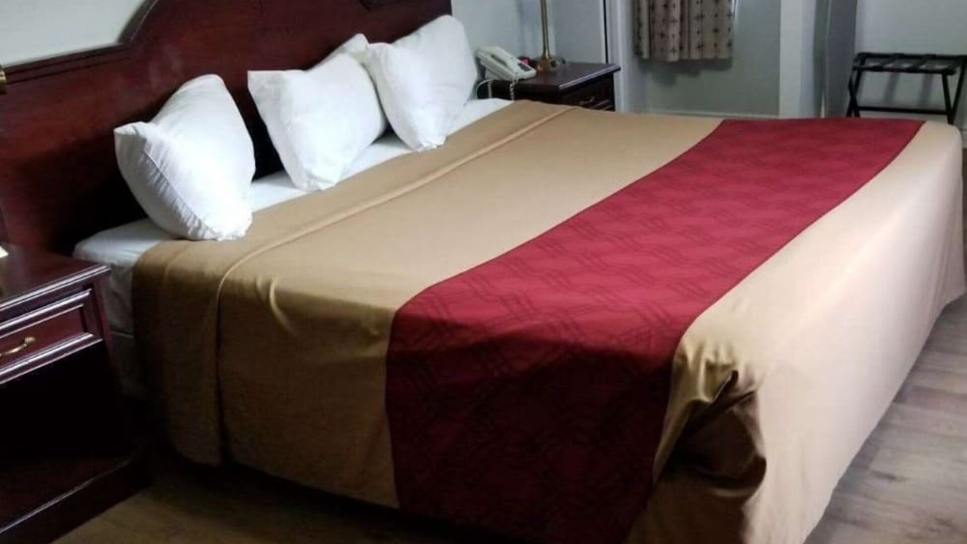 Day use room at Baymont By Wyndham Montreal Airport.