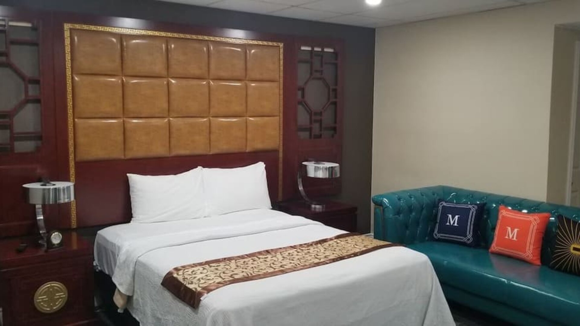 Day use room at Baymont By Wyndham Montreal Airport.