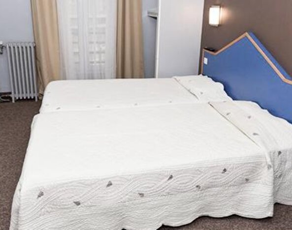 Hôtel Paris Père-Lachaise République