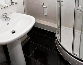 Hôtel Paris Père-Lachaise République