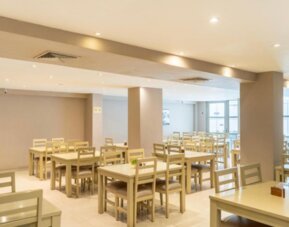 Hotel Caribana Express