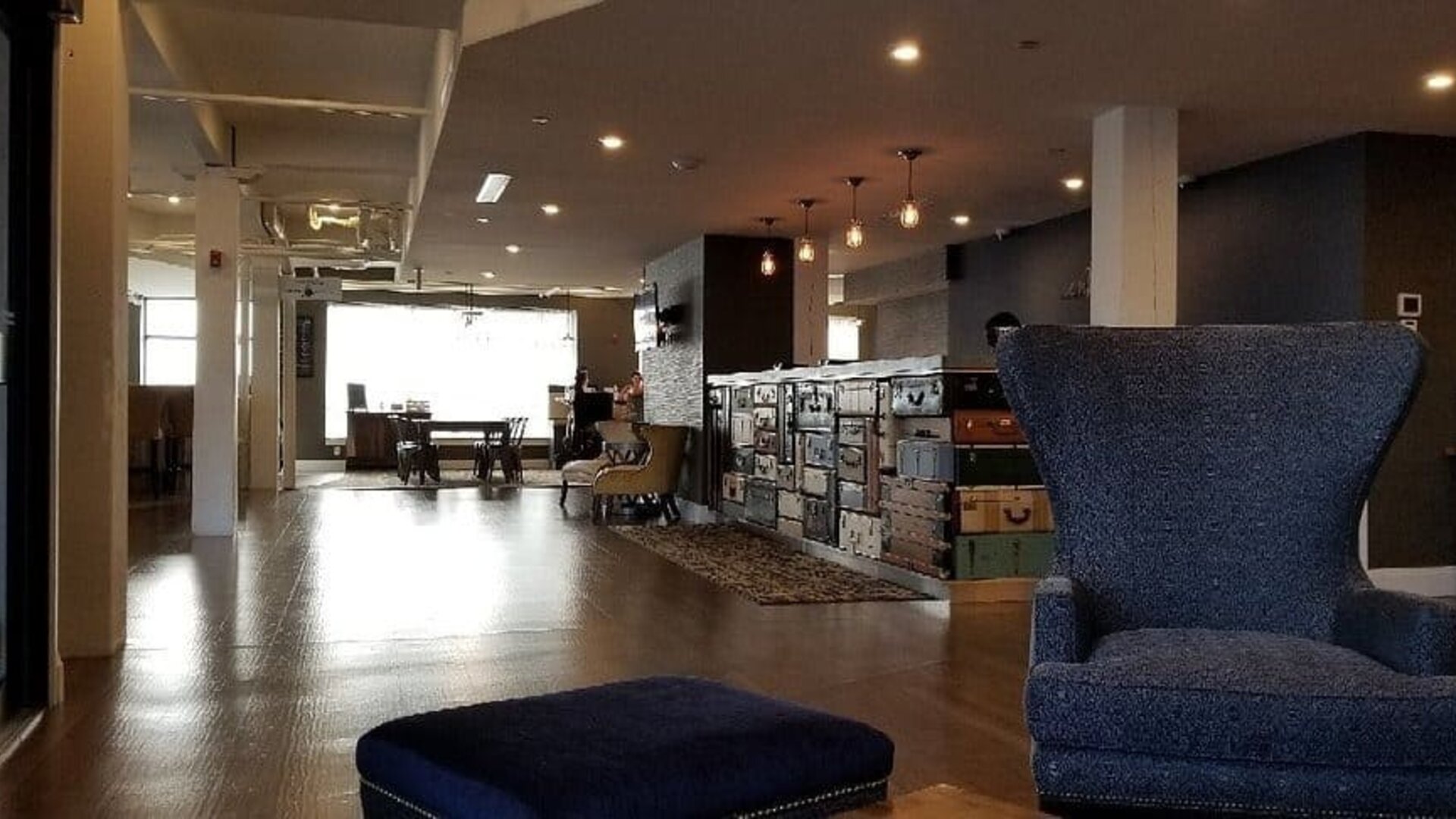 Lobby and lounge at Envision Hotel Boston-Everett.