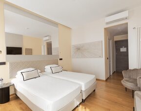 Day room at AH – Fashion District.