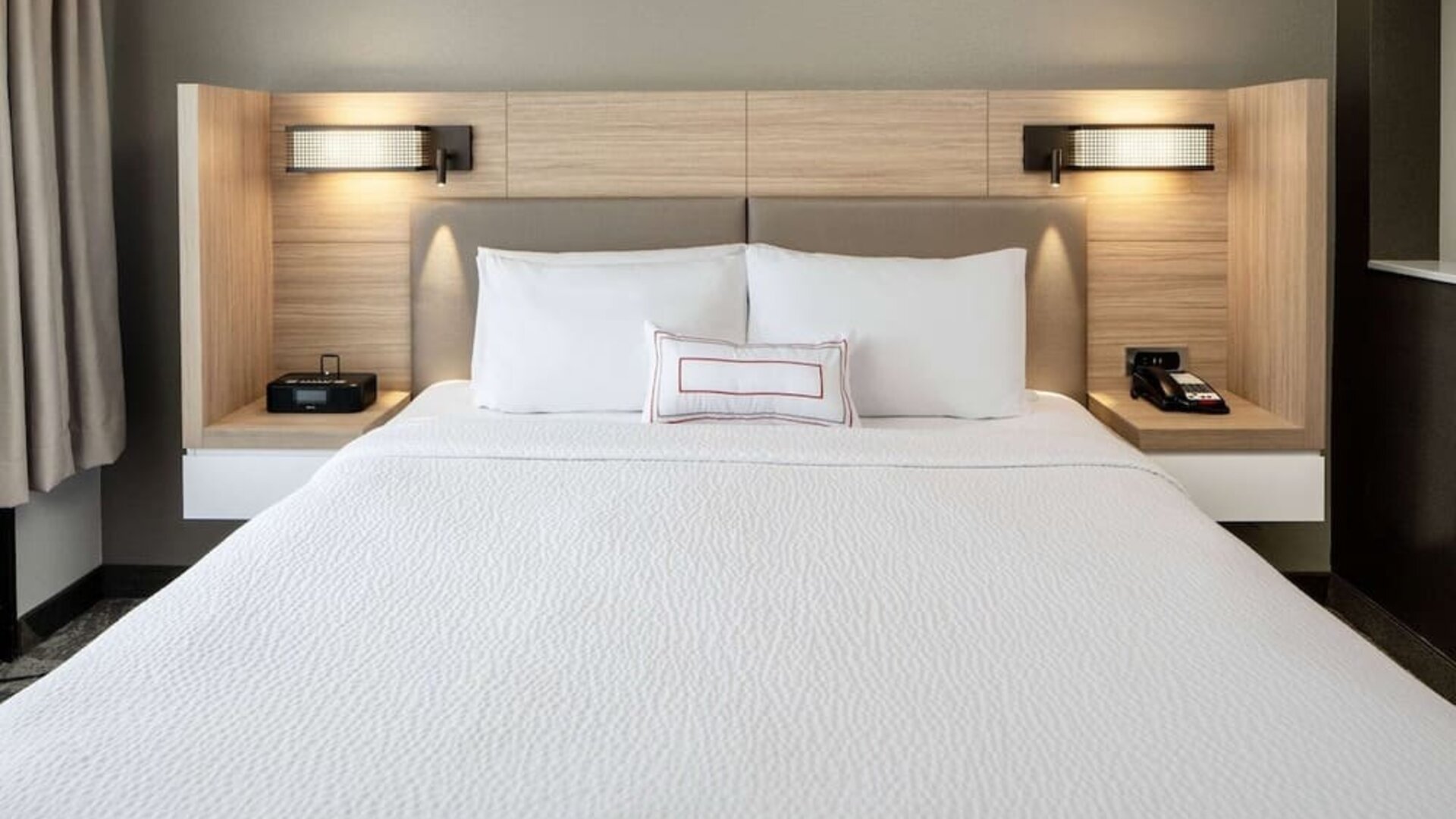 Day use room at Sonesta Select Nashville Airport Suites.