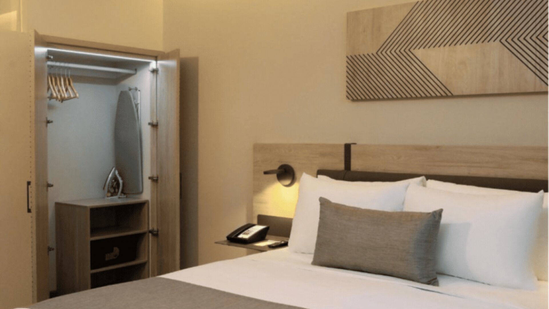 City Express Plus By Marriott Monterrey Centro