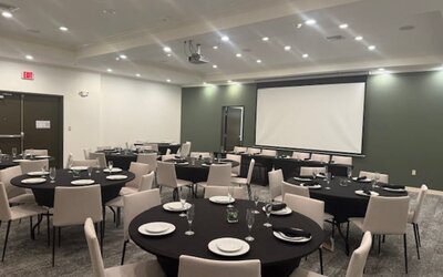 Meeting room at Wyndham Lake Charles.