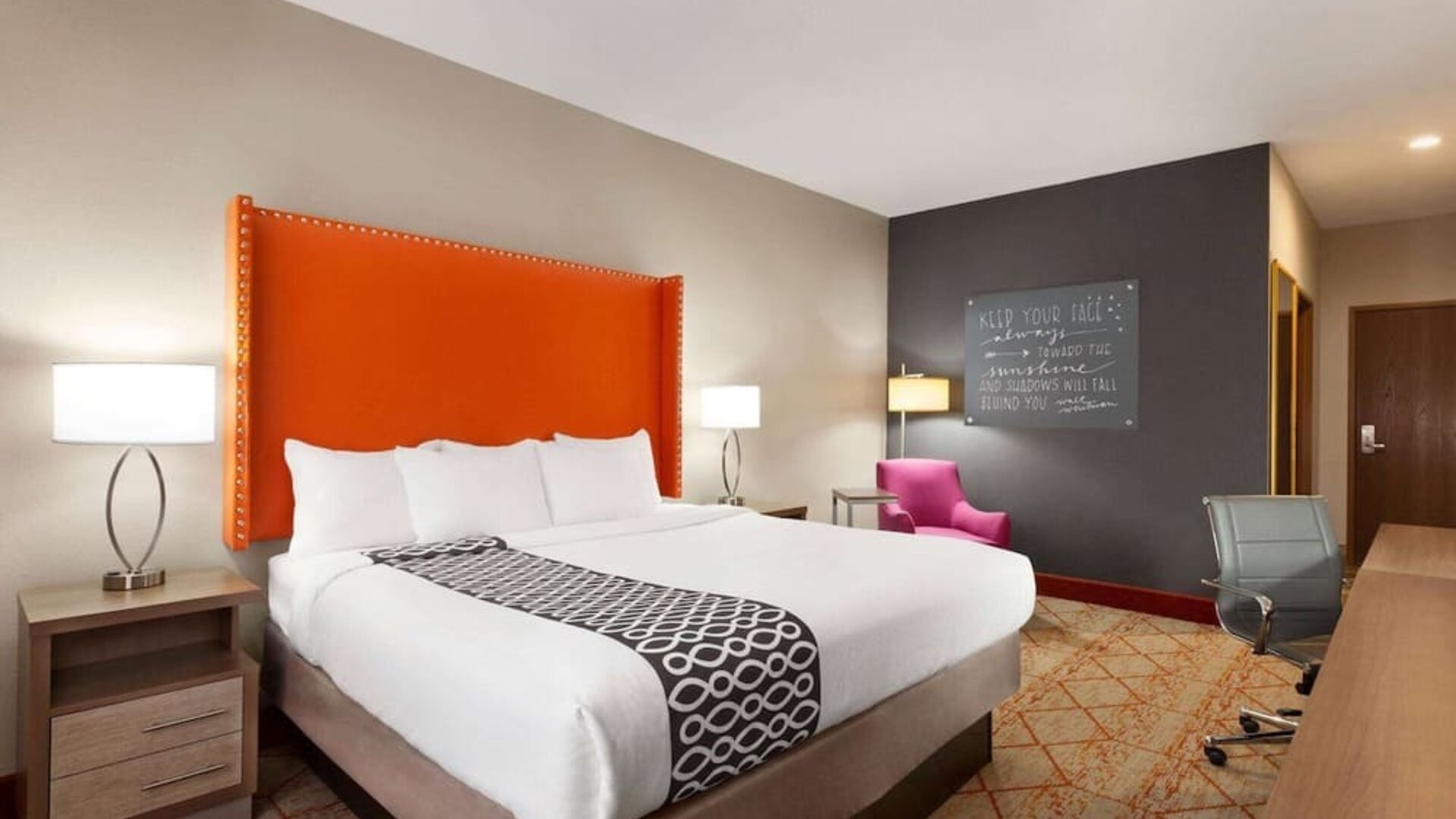 Day use room at La Quinta Inn & Suites By Wyndham Lackawanna.