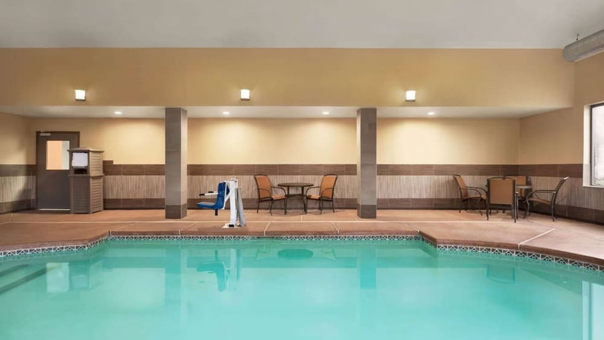 Indoor pool at La Quinta Inn & Suites By Wyndham Lackawanna.
