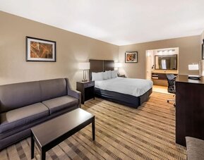 Day use room at Best Western Country Inn Temecula.
