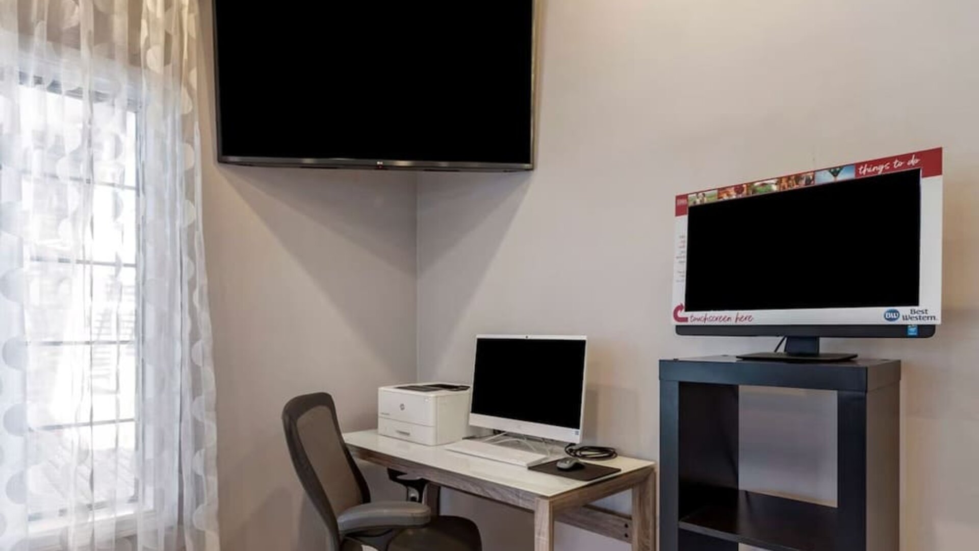 Day use room at Best Western Country Inn Temecula.
