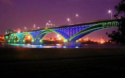 Local landmark at Stadium View Inn.