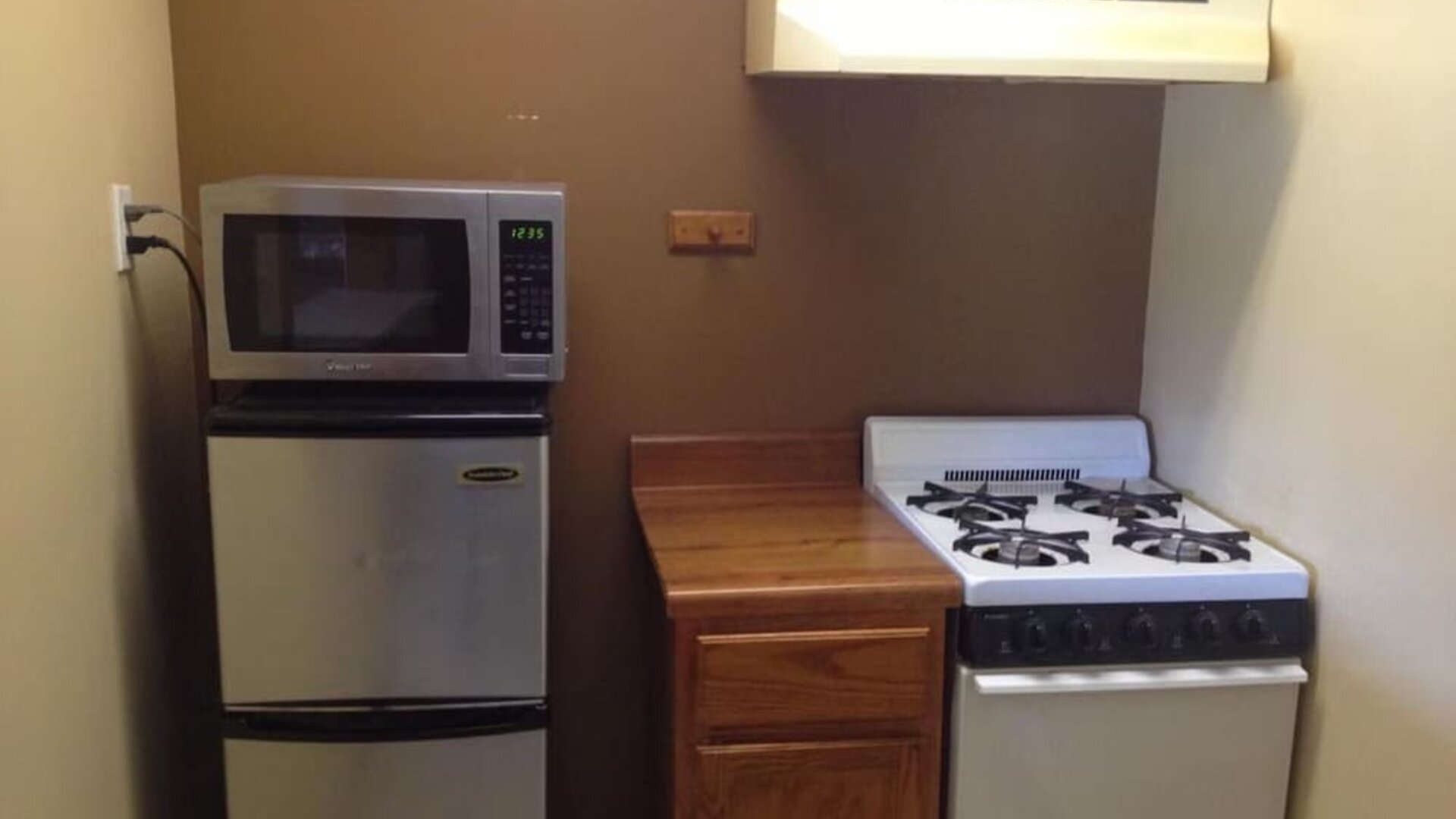 Day use room at Stadium View Inn.