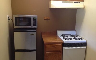 Day use room at Stadium View Inn.