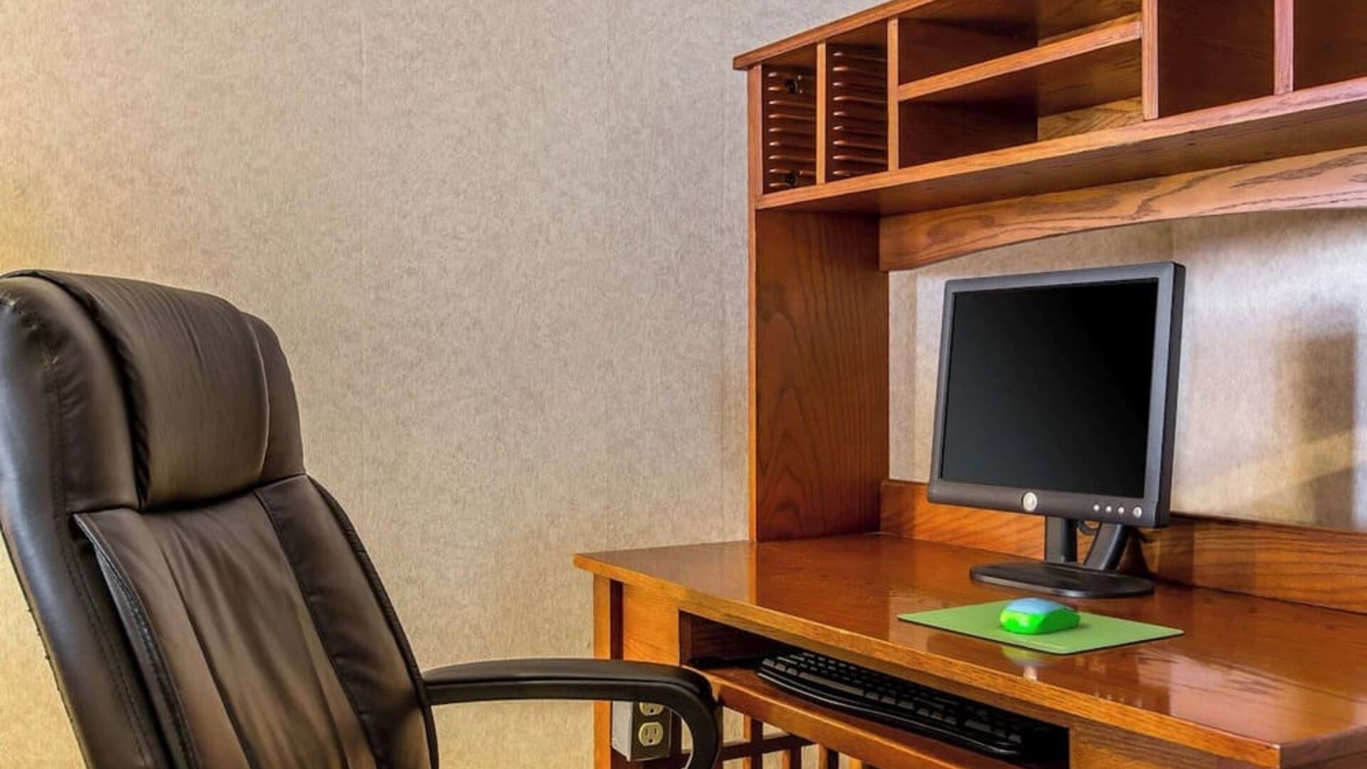 Business center at Quality Inn On Historic Route 66.