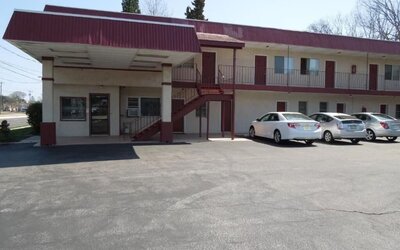Parking available at Starlite Motor Inn Absecon.