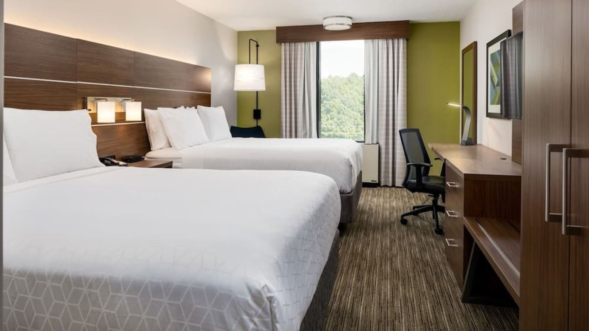 Day use room at Holiday Inn Express Atlanta Airport - College Park By IHG.