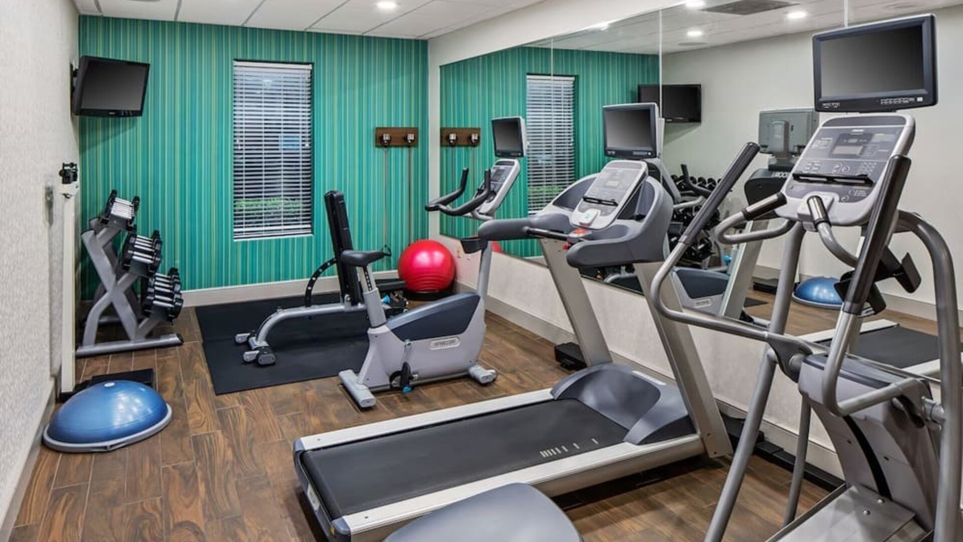 Fitness center at Holiday Inn Express Atlanta Airport - College Park By IHG.