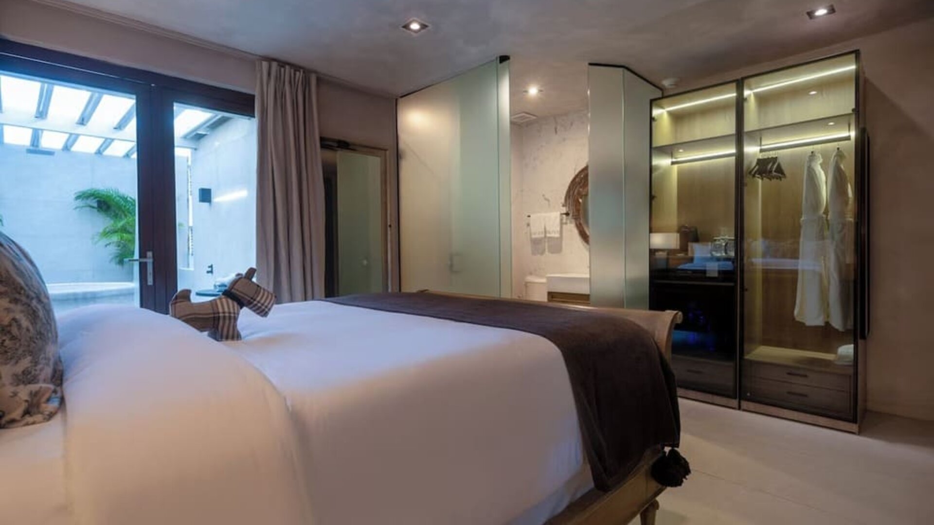 Day use room at Olive Boutique Hotel.