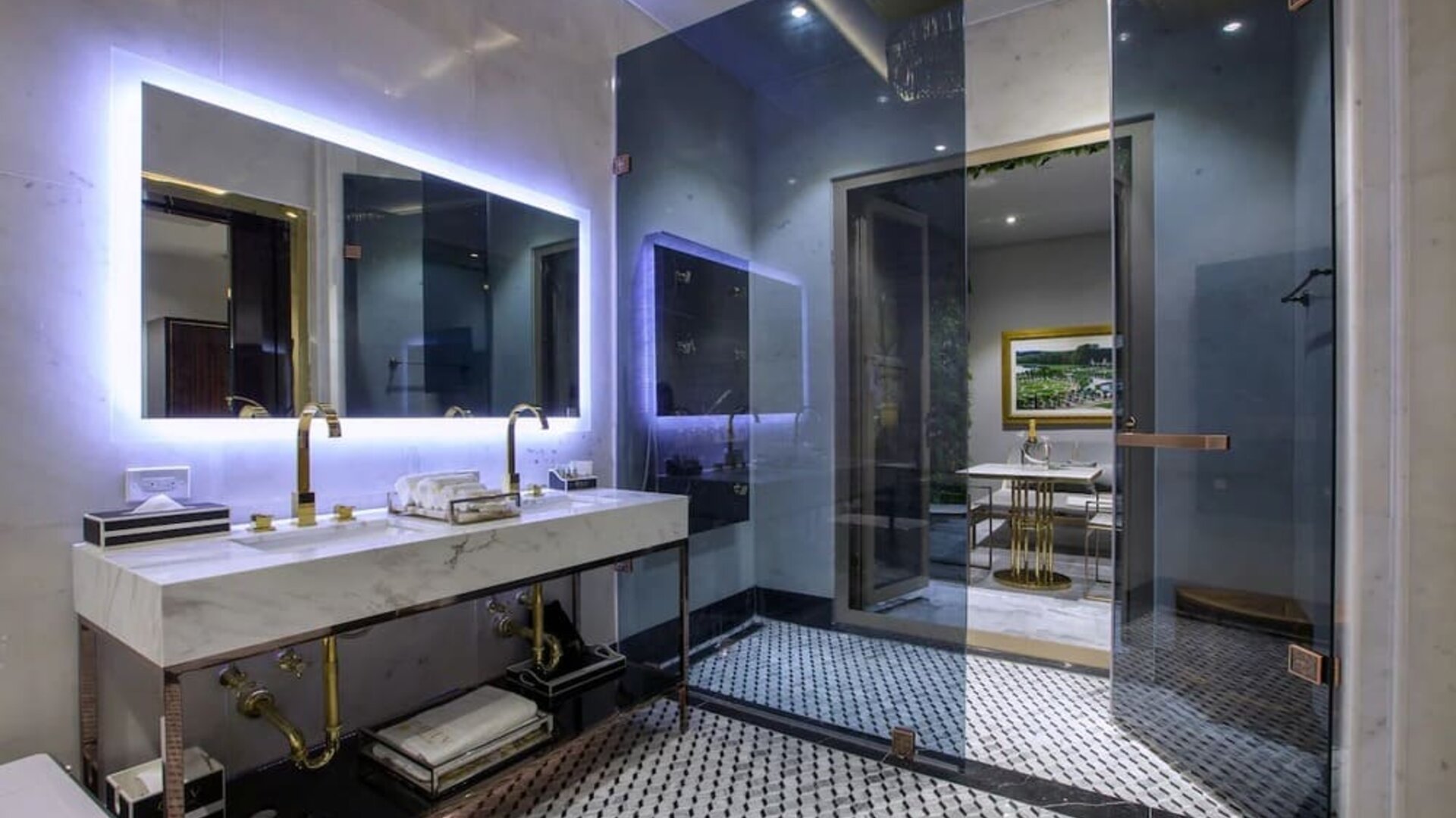 Private bathroom at O:LV HOTEL.