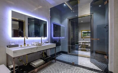 Private bathroom at O:LV HOTEL.