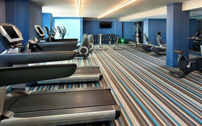 Fitness facility available at Aloft SFO.