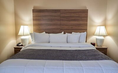 Day use room at Seaport Resort And Marina.