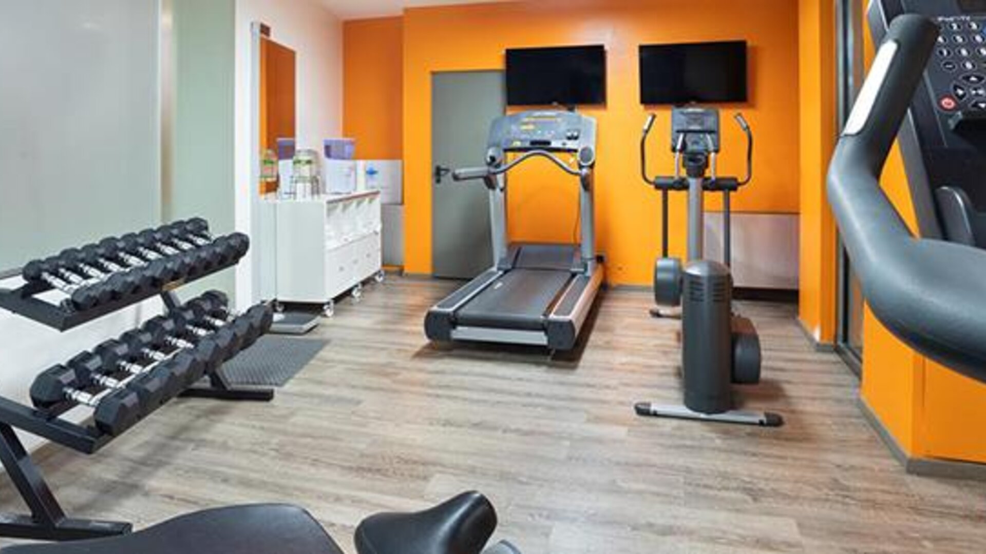 Best Western Plus Executive Hotel and Suites