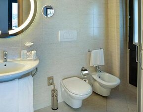 Best Western Plus Executive Hotel and Suites