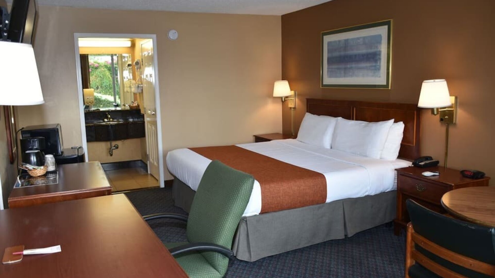 Day use room at Ontario Airport Inn.