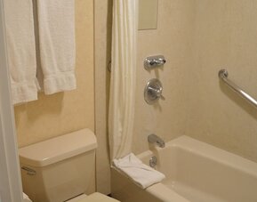 Day use room at Ontario Airport Inn.