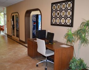 Business center at Ontario Airport Inn.