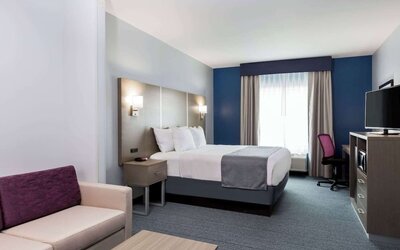 Day use room at Days Inn & Suites By Wyndham Houston NW Cypress.