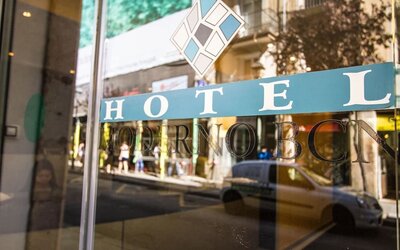 Hotel exterior at Hotel Moderno Barcelona.